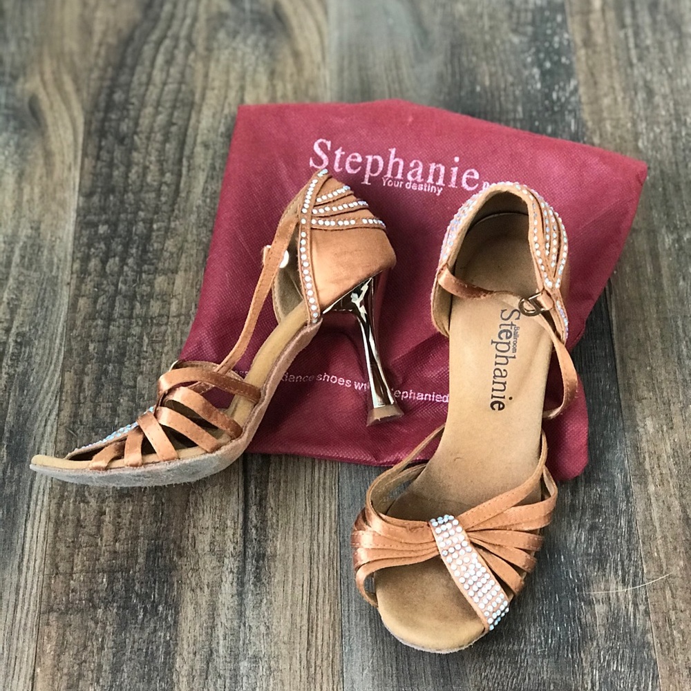 Stephanie latin rhythm salsa dance shoes gold heel